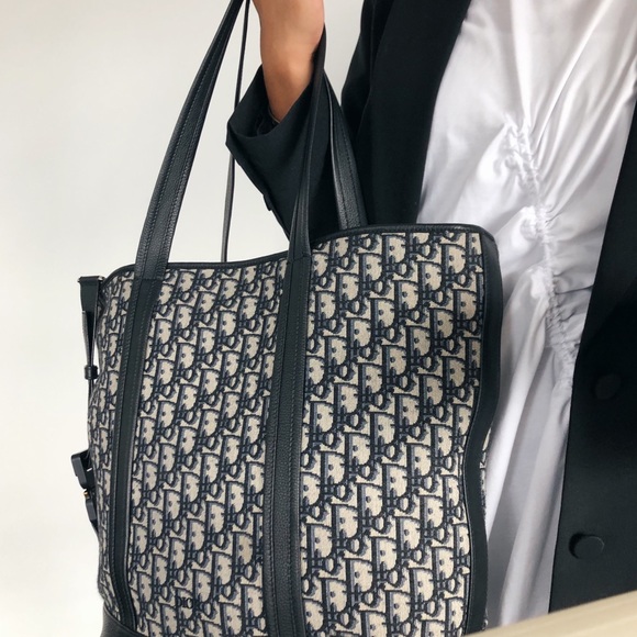 Authentic Dior Open Shopper Tote - Picture 4 of 8